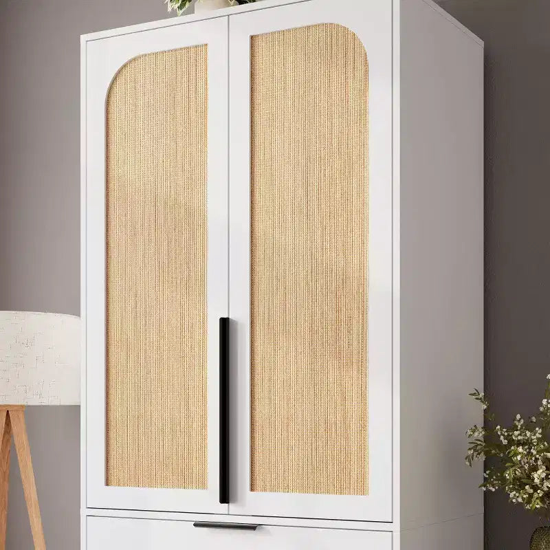 Armadio in rattan a 70 ante